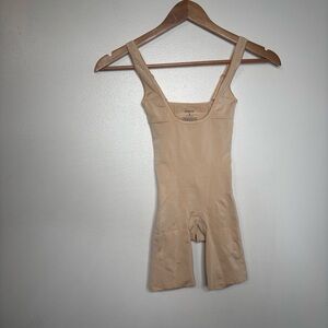 Assets by Spanx Open Bust Shaping Shapewear Bodysuit Size Small